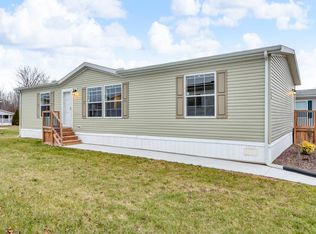 544 Roslyn, Temperance, MI