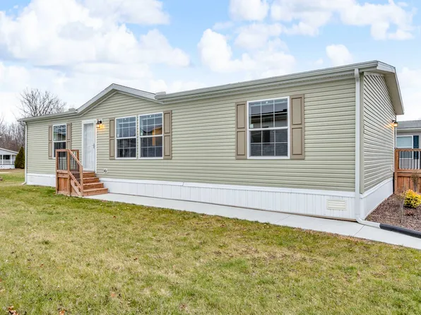 544 Roslyn, Temperance, MI 48182