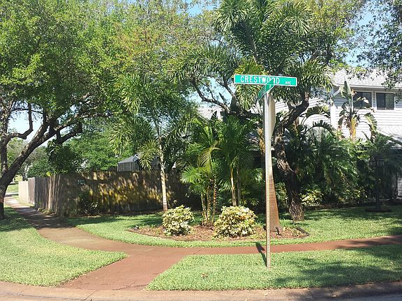 Corner Lot
