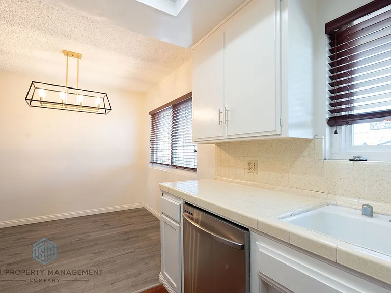 385 Cliff Dr #9 — Photo 7