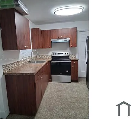 4 bed, 1043 sqft, $2,900 — Photo 2