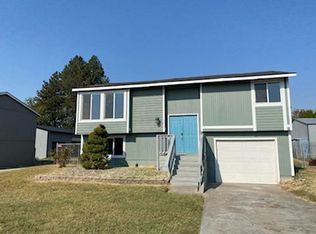 2417 W Opal St, Pasco, WA 99301