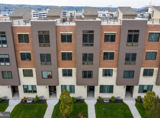 813 Lakeview Ct, King of Prussia, PA 19406
