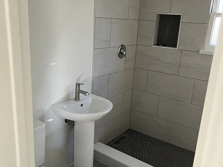 2245 Florencita Ave — Photo 6