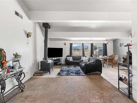 5th image of 3104 Sacramento Rd
