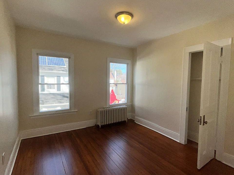1st image of 610 Palisade Ave APT 2