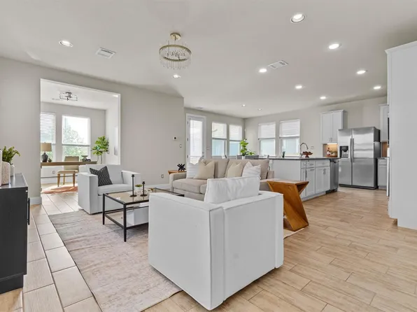 124 Oakstone Dr, Georgetown, TX 78628