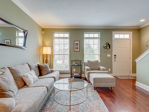3rd image of 404 Mercomatic Dr APT 102