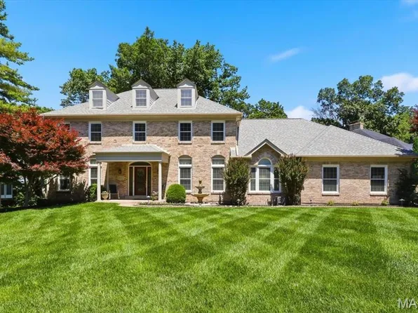 2013 La Chelle Dr, Saint Louis, MO 63146