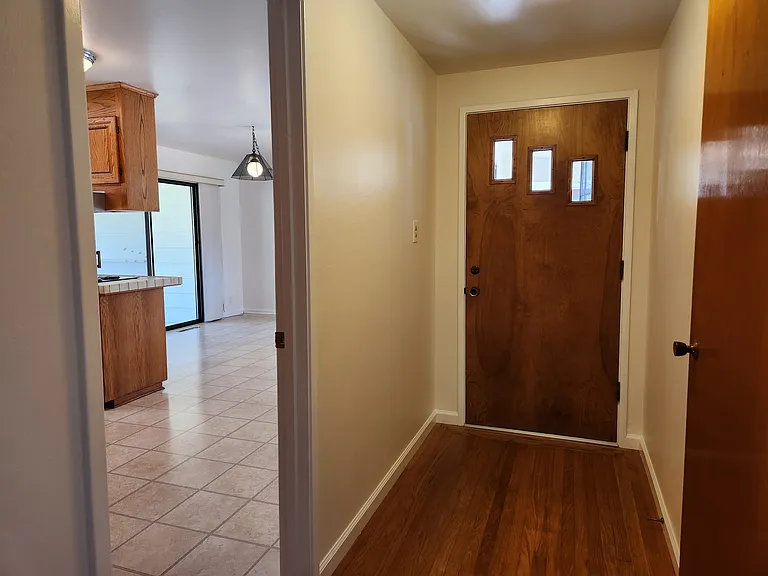 2220 Sartori Dr — Photo 4