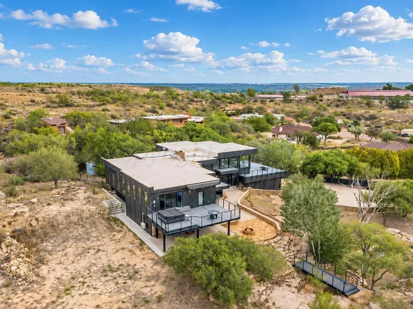 20 Nottingham Rd, Amarillo, TX 79124