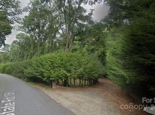 2340 13th Street Dr NE, Hickory, NC 28601