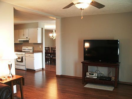 Family room/Kitchen