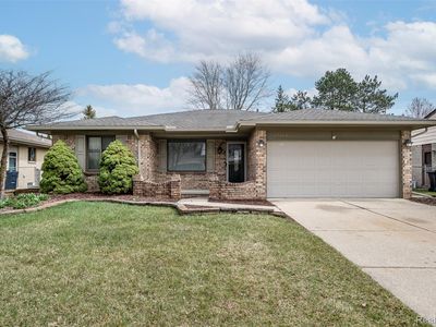35744 Indigo Dr, Sterling Heights, MI, 48310
