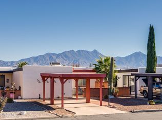 230 N Camino Del Vate, Green Valley, AZ 85614