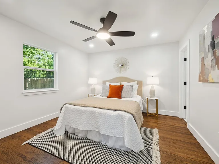 10228 San Juan Ave — Photo 16
