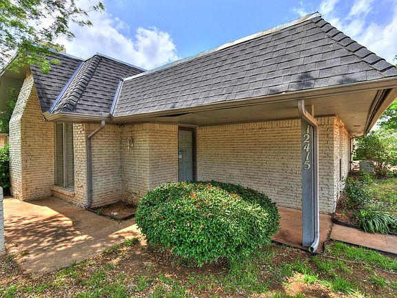 3rd image of 12415 Green Valley Dr