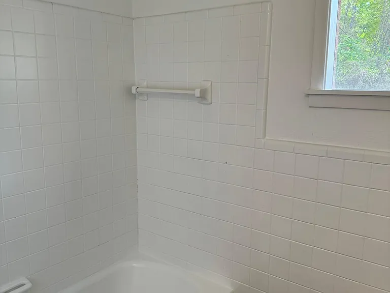 417 Isabelle St — Photo 12