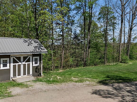 4th image of 4492 Haag Rd
