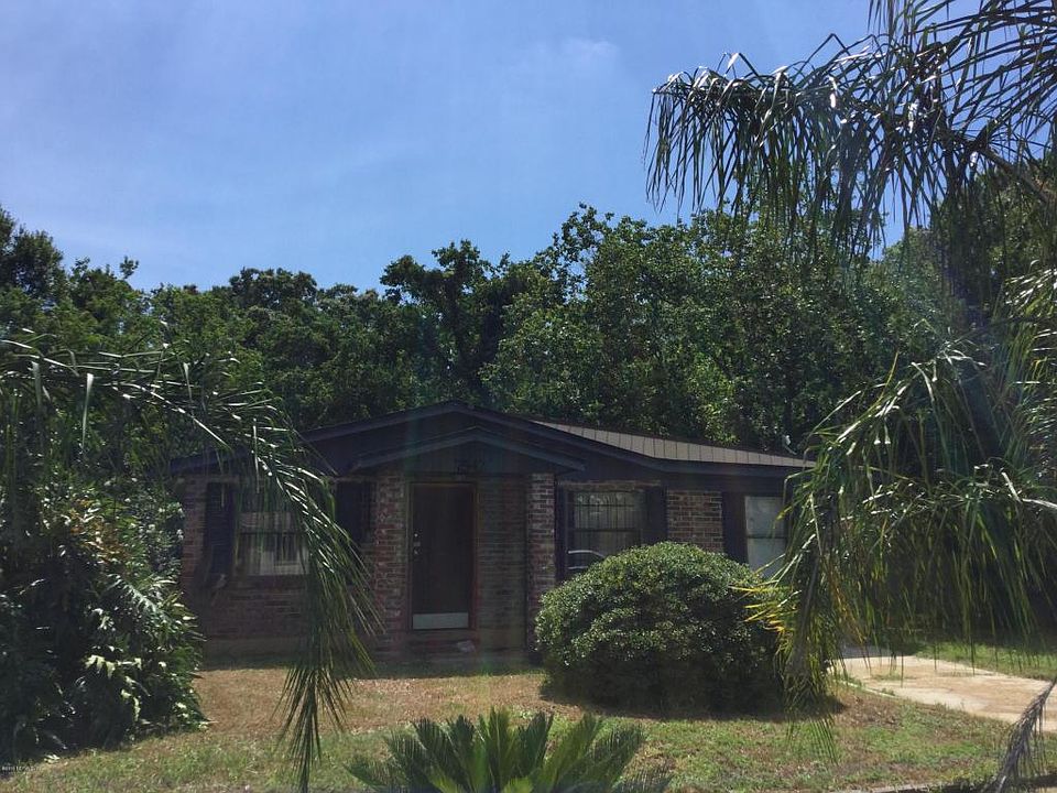 2nd image of 7542 John F Kennedy Dr E