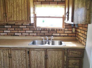 702 N 6th Ave, Yakima, WA 98902