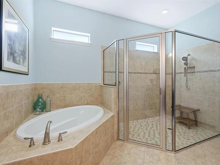 5423 Title Row Dr — Photo 27