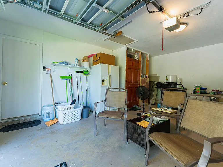 1242 SW Parma Ave — Photo 54