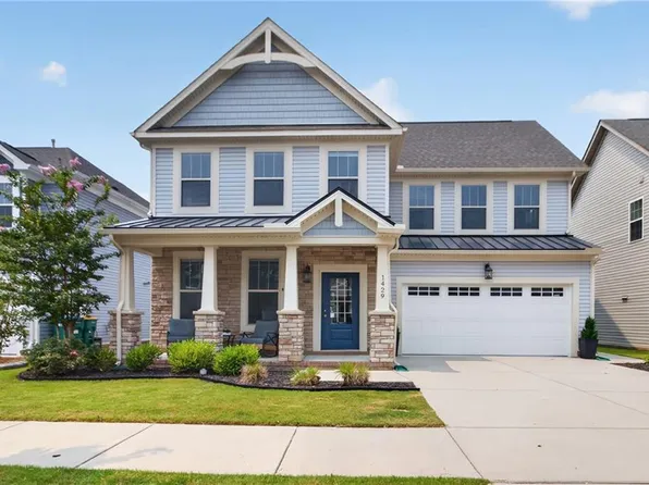 1429 Waltham Ln, Newport News, VA 23608