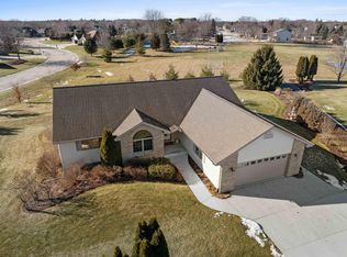 157 Meadow Ridge Drive, Sheboygan Falls, WI 53085