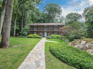 390 Ski Trl, Kinnelon Boro, NJ 07405