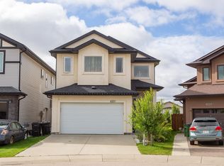6217 167a Ave NW, Edmonton, AB T5Y 0Z8