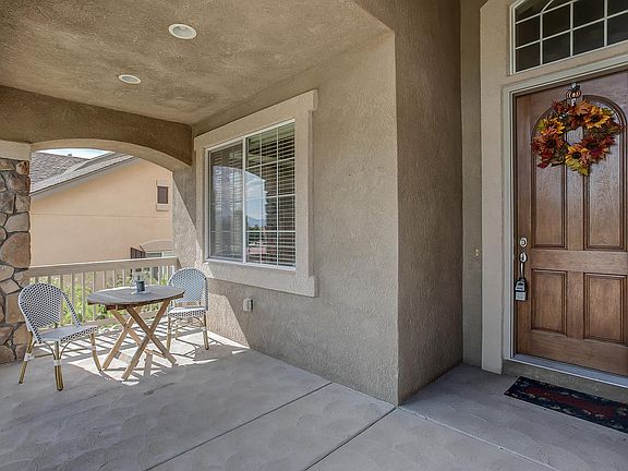 2nd image of 10132 Oak Knoll Ter