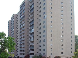 1825 Saint Julian Pl APT 12J, Columbia, SC 29204