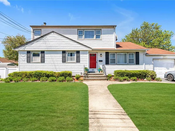 101 Atlantic Avenue, Carle Place, NY 11514