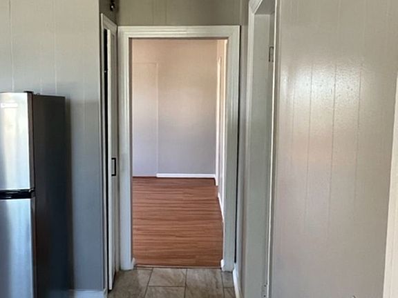 4th image of 204 River Ave #3
