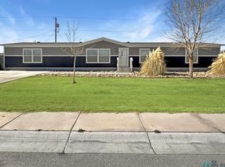 4209 Mimosa St, Carlsbad, NM 88220