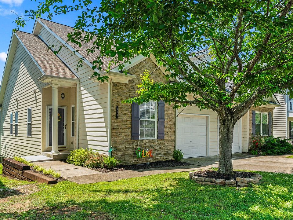 1st image of 365 Harbor Village Dr