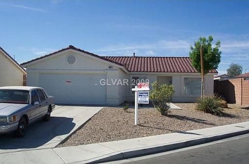 1st image of 3017 Honeysuckle Ave