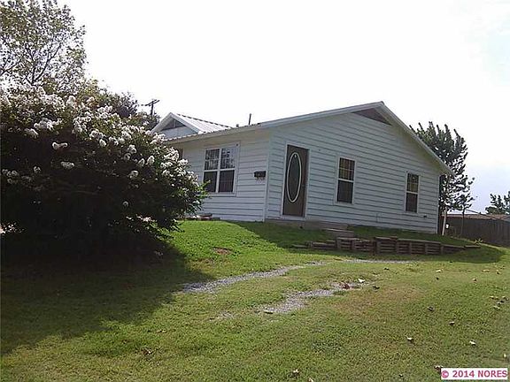 2nd image of 114 E Jefferson Ave