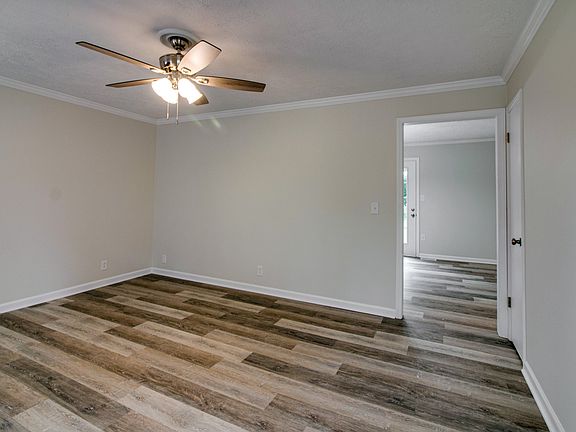 5th image of 515 Cheatham Dr