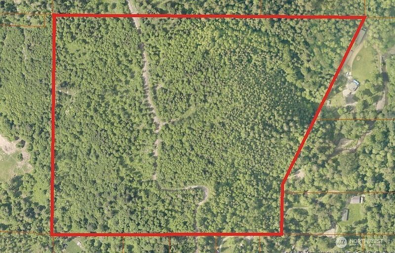 2nd image of 365 XX Cumberland Ridge Road SE