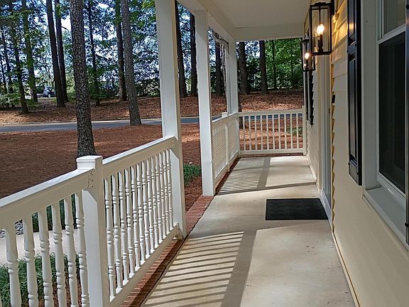 4th image of 101 Flora McDonald Ln