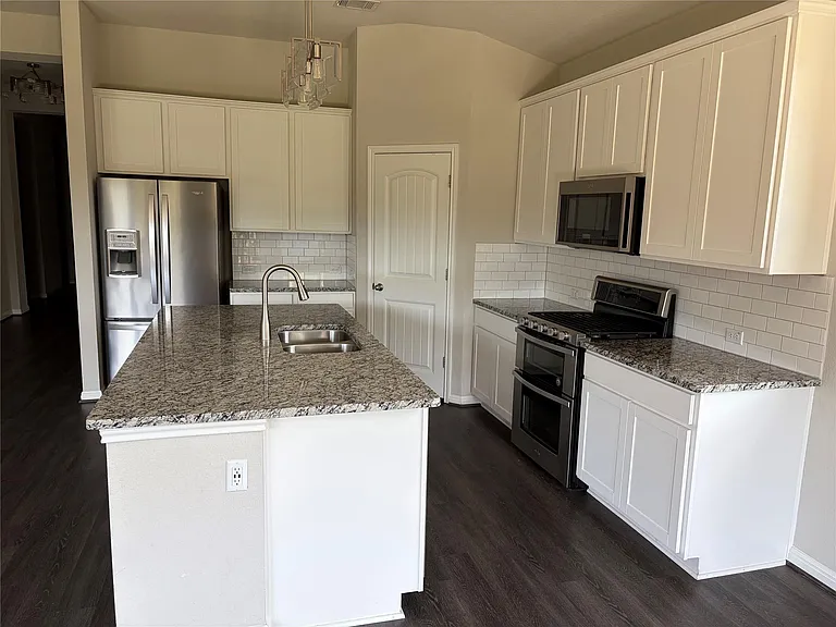 641 Gabrielle Anne Dr — Photo 11