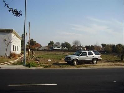 4th image of 125 N Clovis Ave