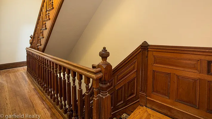 Rented by Garfield Realty  | media 25