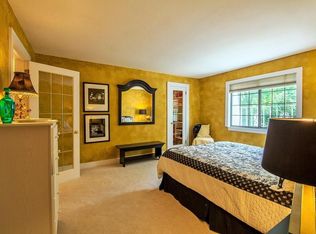 20275 Independence Dr, Brookfield, WI 53045