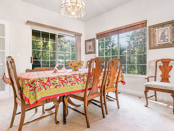 5th image of 1038 Beaver Ln