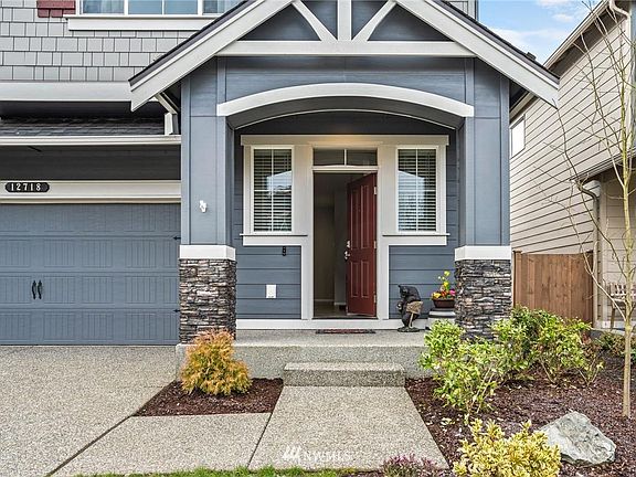 2nd image of 12718 36th Pl NE