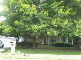 8756 Valley Dr, Waldorf, MD