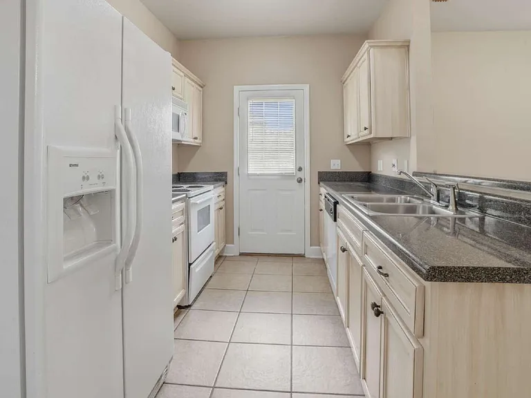 509 N Copeland St — Photo 8